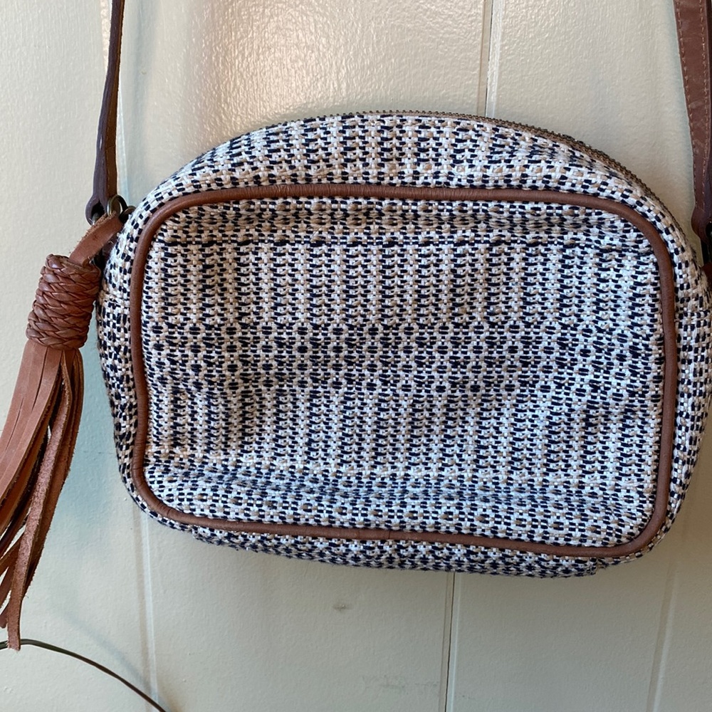 LUCKY BRAND Small Crossbody Bag Purse with Tassel
